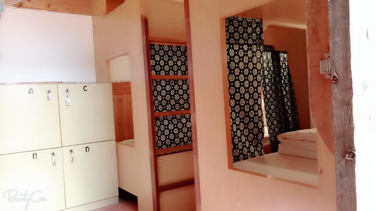 Matsu 1St Hostel Нанган Экстерьер фото